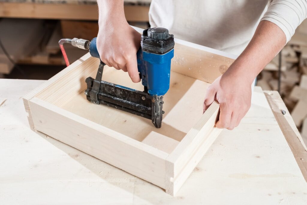 Building supplies, paint, hardware and more at Ollie's Lumber Company in Pocola and Poteau, Oklahoma.